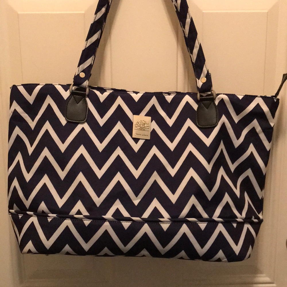 Laptop bag.
